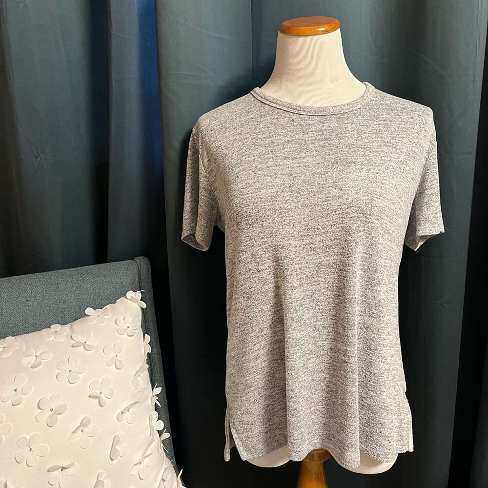 Wilfred Free gray T-shirt